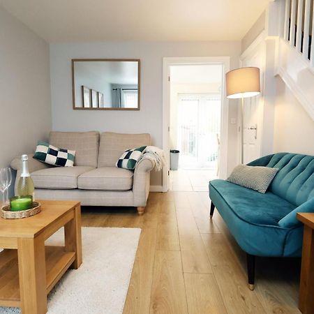 Relaxing 2-Bed Coastal Escape In Port Talbot公寓 外观 照片