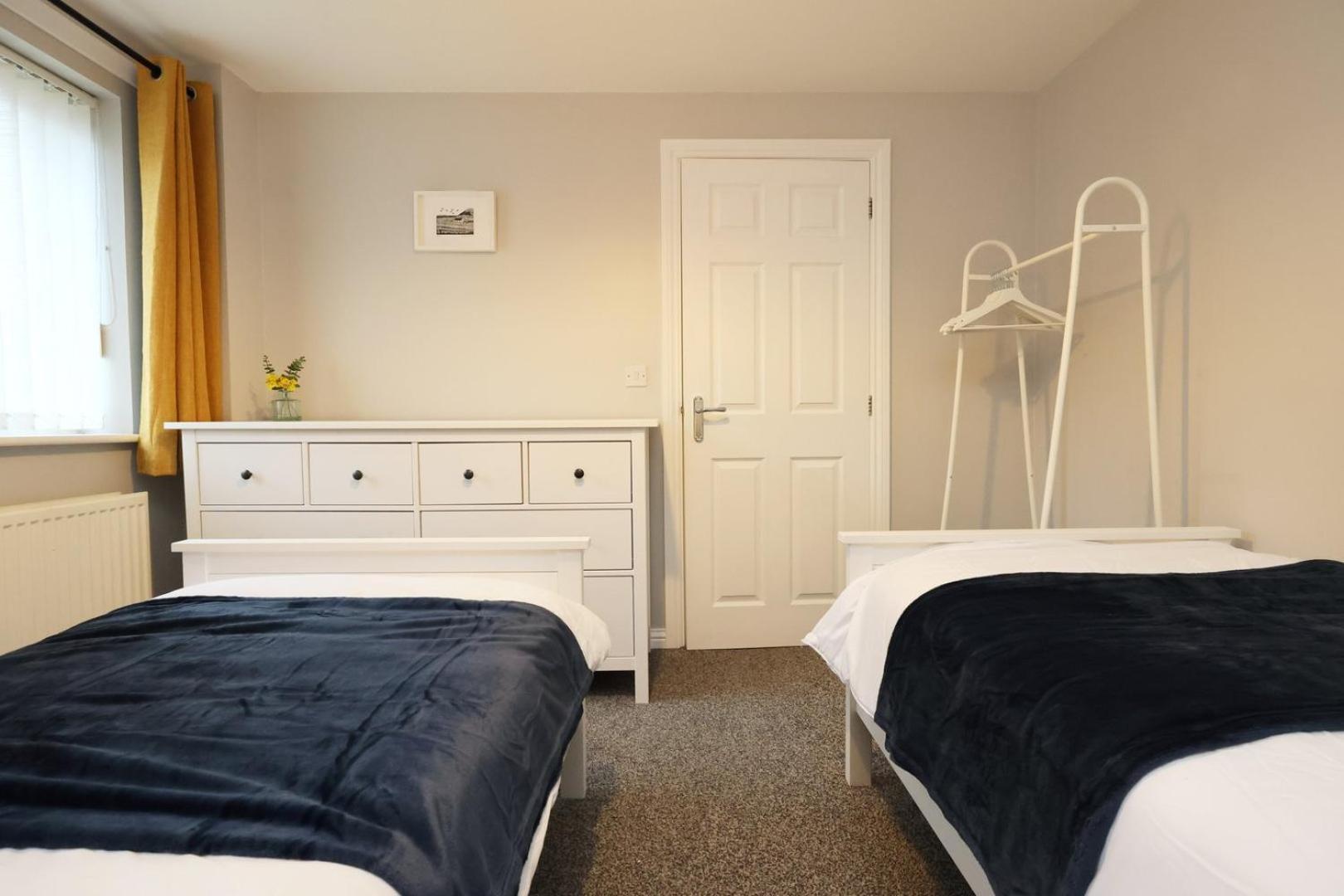 Relaxing 2-Bed Coastal Escape In Port Talbot公寓 外观 照片