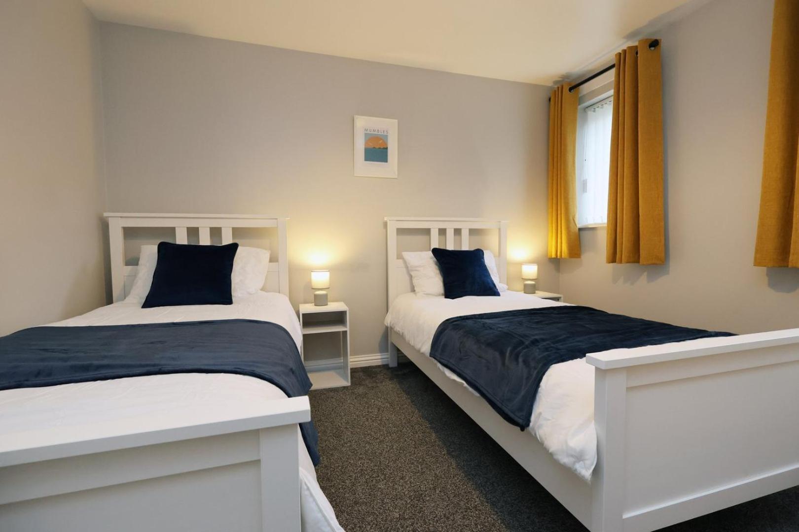 Relaxing 2-Bed Coastal Escape In Port Talbot公寓 外观 照片